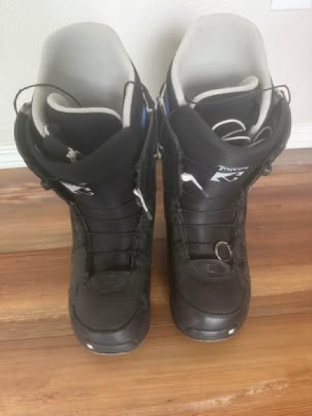 Burton Mens Moto Snowboard Boots - Size 7